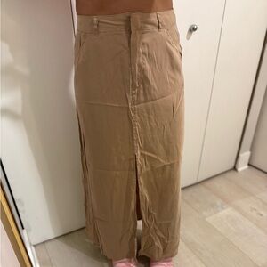 Chic Tan Maxi Slit Skirt Maxstudio